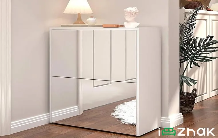 جاکفشی آینه‌دار کنسولی سفید